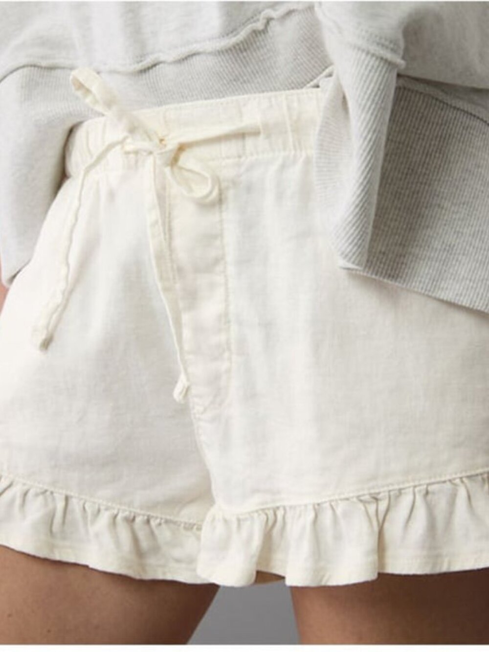 American Eagle Stretch Linen Ruffle Shorts